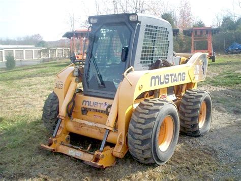 2109 skid steer loader specs